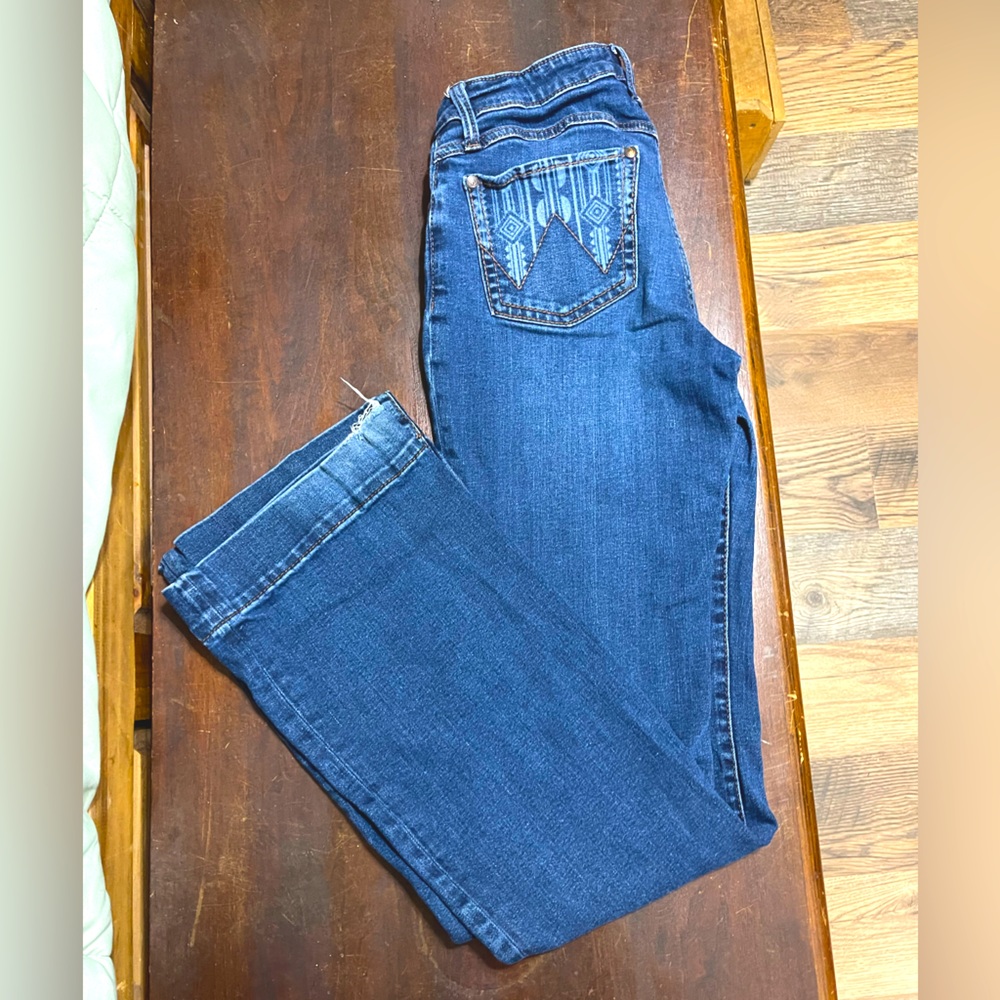 Woman’s Wrangler Bootcut jeans